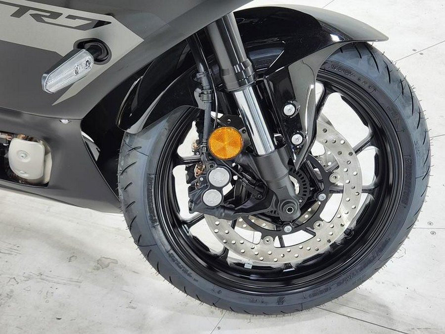 2025 Yamaha YZF-R7