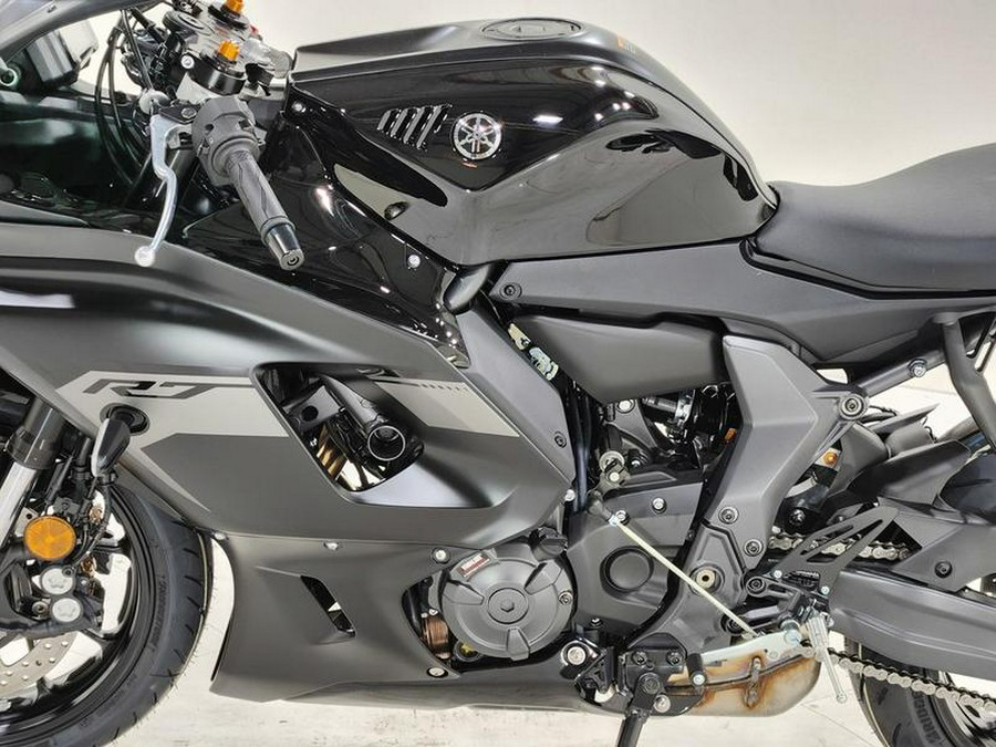 2025 Yamaha YZF-R7