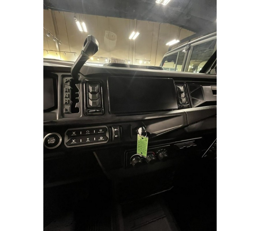 2026 Can-Am Defender MAX Lone Star Cab HD11