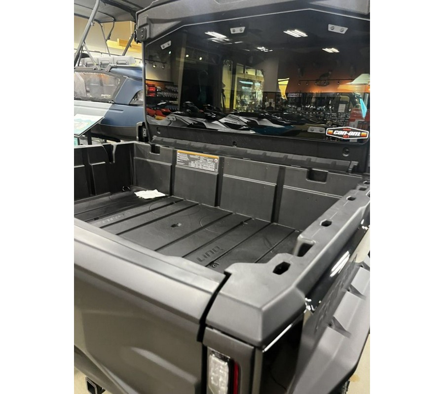 2026 Can-Am Defender MAX Lone Star Cab HD11