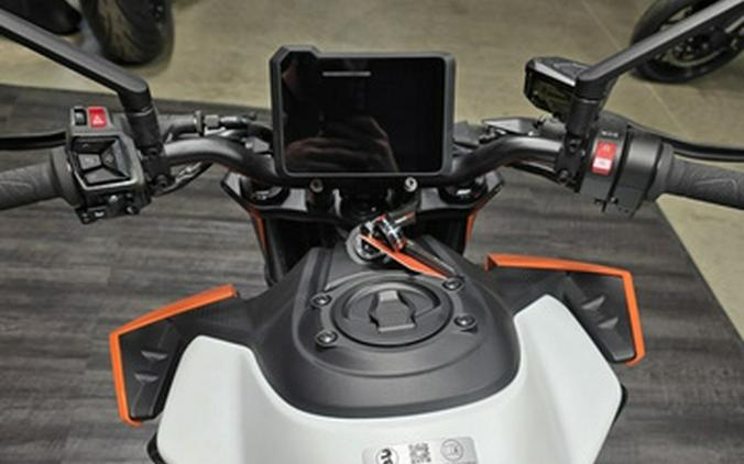 2027 KTM Duke 990