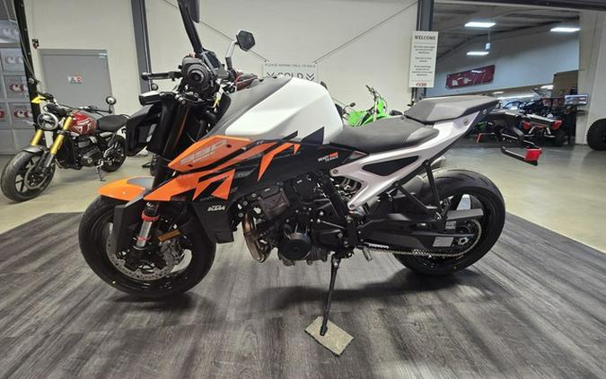 2027 KTM Duke 990