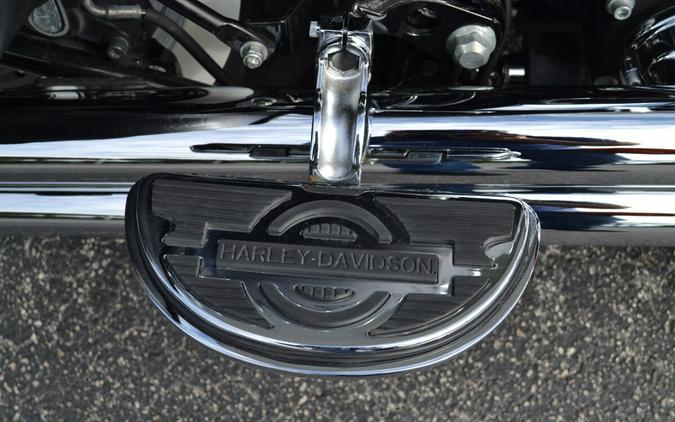 2013 Harley-Davidson Heritage Softail Classic - FLSTC103