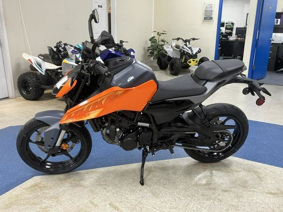 2024 KTM 250 Duke