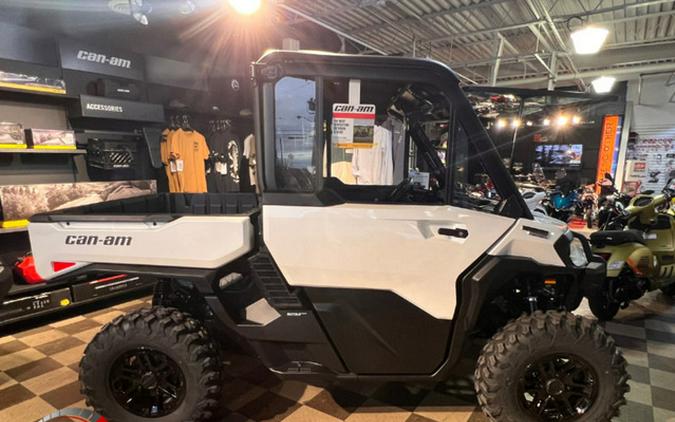 2026 Can-Am Defender Limited HD11