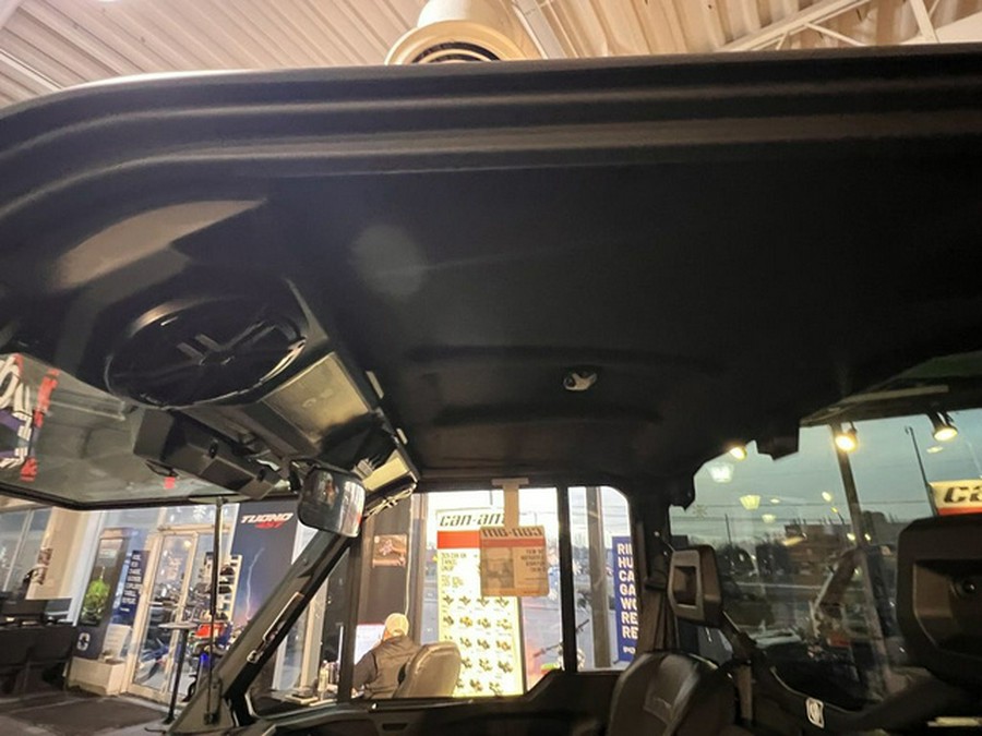 2026 Can-Am Defender Limited HD11