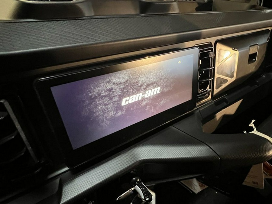 2026 Can-Am Defender Limited HD11