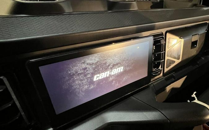 2026 Can-Am Defender Limited HD11