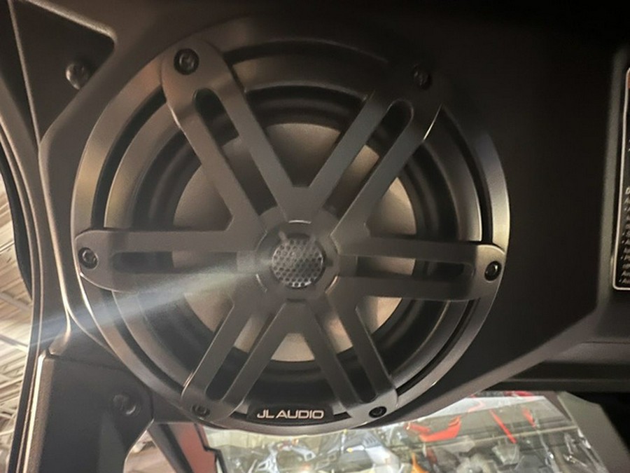 2026 Can-Am Defender Limited HD11