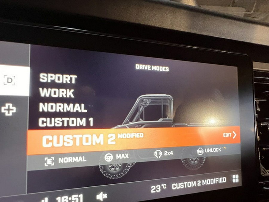 2026 Can-Am Defender Limited HD11