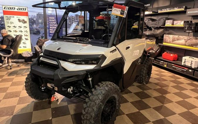 2026 Can-Am Defender Limited HD11