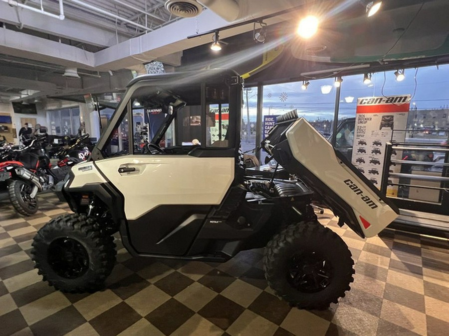 2026 Can-Am Defender Limited HD11