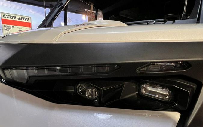 2026 Can-Am Defender Limited HD11