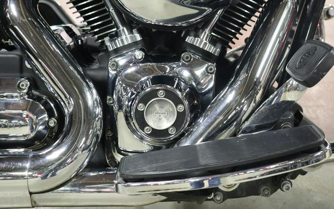 2014 Harley-Davidson Road King®