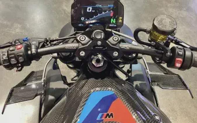 2026 BMW M 1000 R