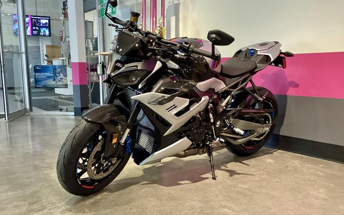2026 BMW M 1000 R