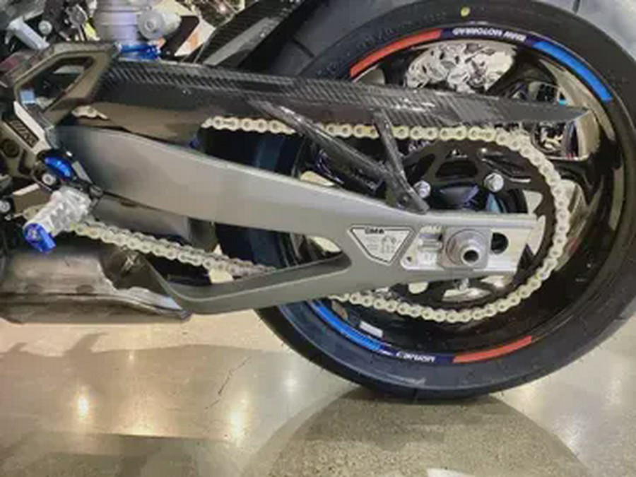 2026 BMW M 1000 R
