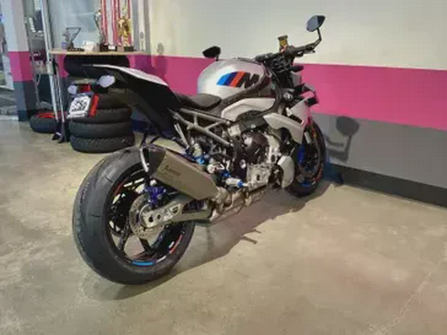 2026 BMW M 1000 R