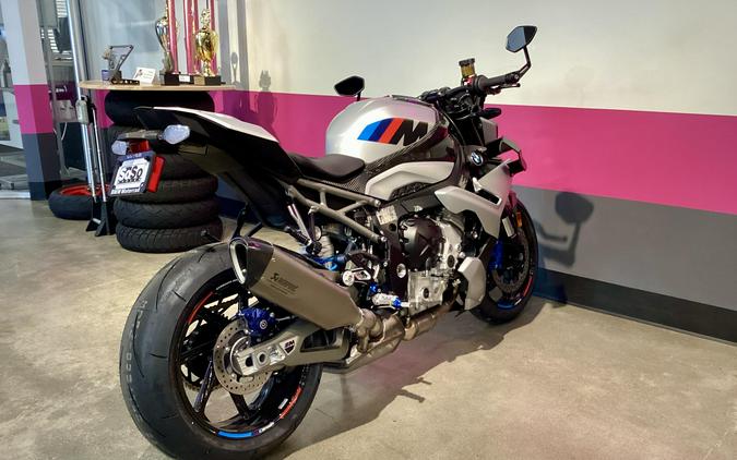 2026 BMW M 1000 R