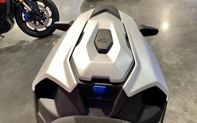 2026 BMW M 1000 R