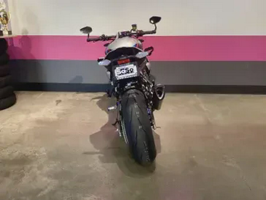 2026 BMW M 1000 R