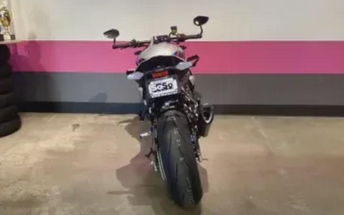 2026 BMW M 1000 R