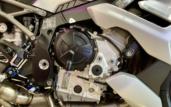 2026 BMW M 1000 R
