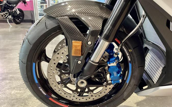2026 BMW M 1000 R