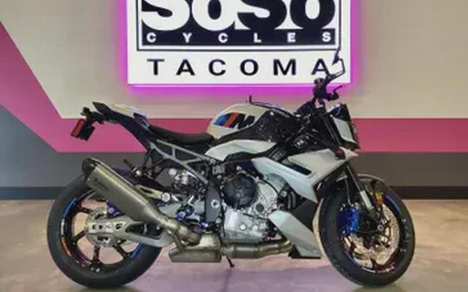 2026 BMW M 1000 R