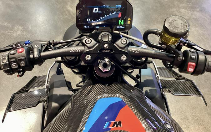 2026 BMW M 1000 R