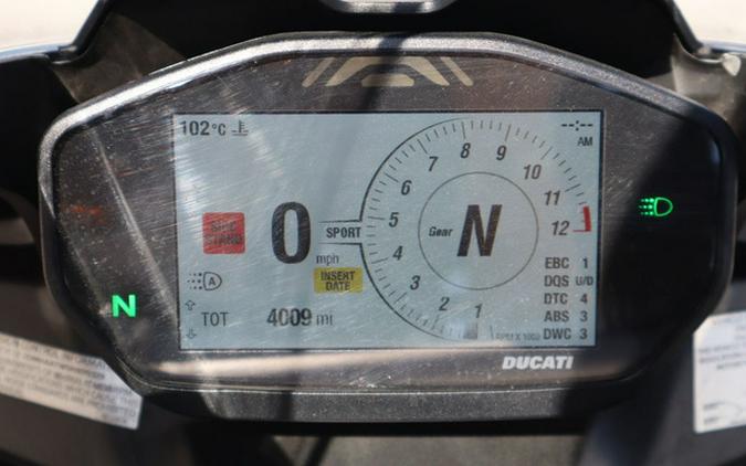 2024 Ducati Panigale V2 Red V2