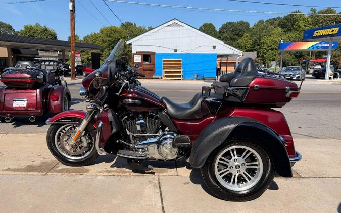 2014 Harley-Davidson Triglide Ultra CLSS FLHTCUTG