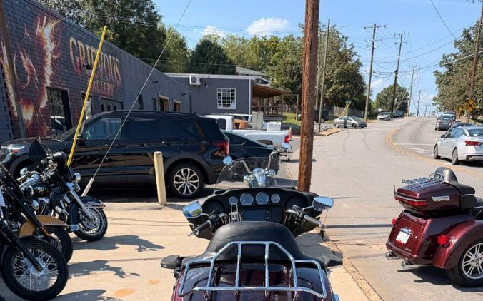 2014 Harley-Davidson Triglide Ultra CLSS FLHTCUTG