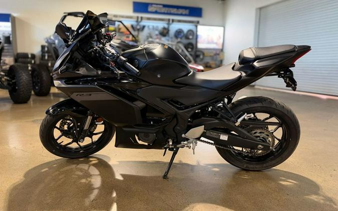 2025 Yamaha YZF R3