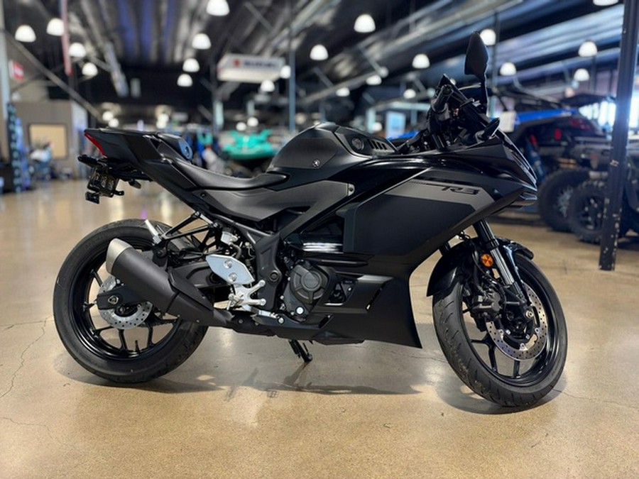 2025 Yamaha YZF R3