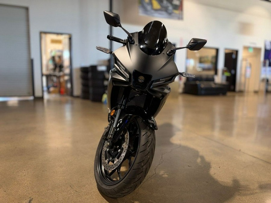 2025 Yamaha YZF R3