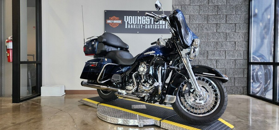 2013 Harley-Davidson® Electra Glide® Ultra Limited FLHTK