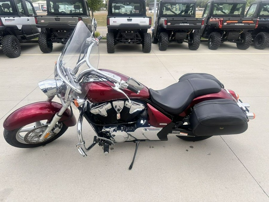 2010 Honda® Stateline (VT1300CR)