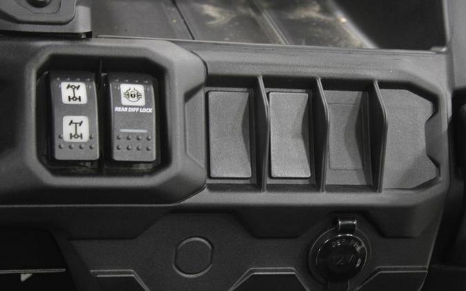 2026 Can-Am® Defender DPS HD9 Dark Wildland Camo