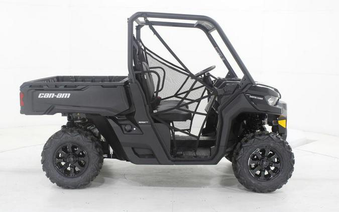 2026 Can-Am® Defender DPS HD9 Dark Wildland Camo