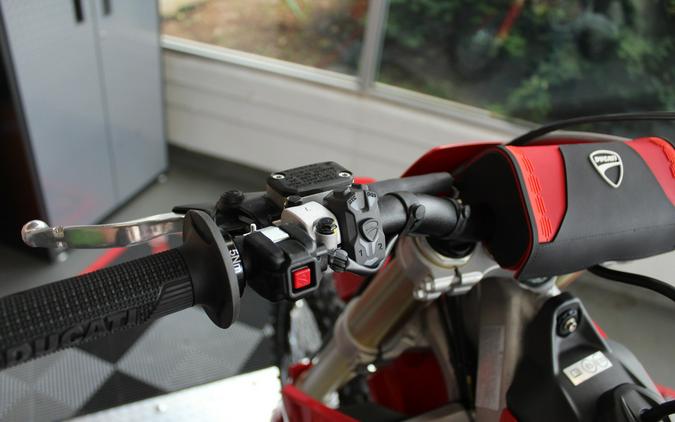 2026 Ducati Desmo450 MX - Demo