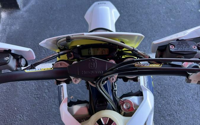 2023 Husqvarna® TE 300