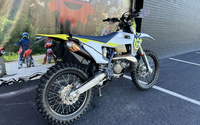 2023 Husqvarna® TE 300