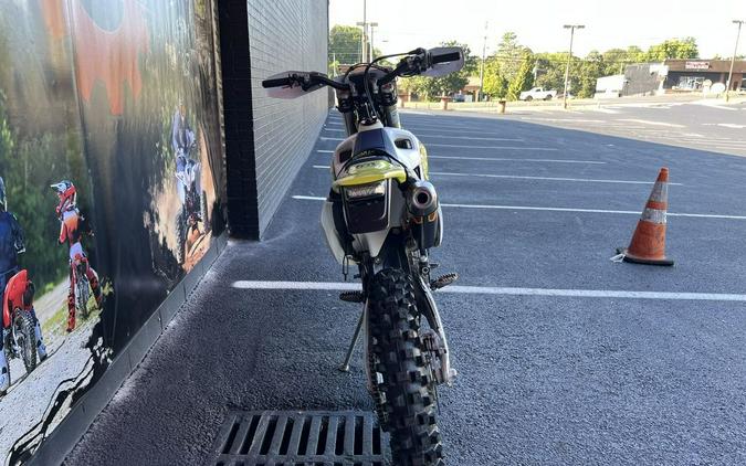 2023 Husqvarna® TE 300