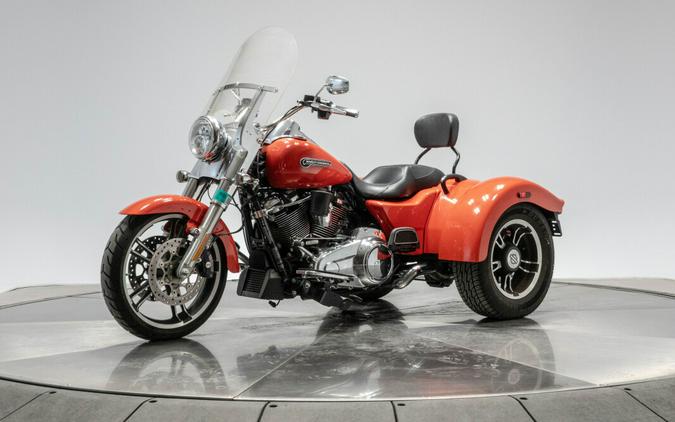 2020 HARLEY-DAVIDSON FLRT FREEWHEELER in Performance Orange