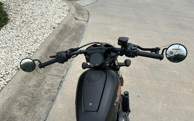 RH975S 2025 Nightster Special