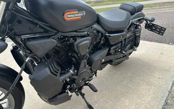 RH975S 2025 Nightster Special