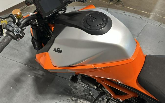 2022 KTM Super Duke 1290 R EVO