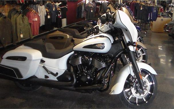 2024 Indian Motorcycle Chieftain Dark Horse