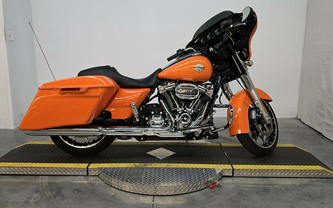 FLHXS 2023 Street Glide Special